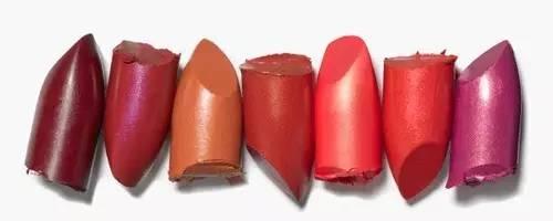 缁欑敺鏈嬪弸涔版姢鑲ゅ搧 (濂虫湅鍙嬩拱寰堣吹鐨勬姢鑲ゅ搧)