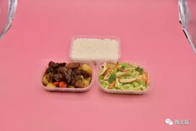 让北辰区老人吃的更舒服！每天15元，饭菜送到家~