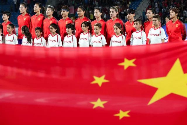 亚洲杯决赛中国女足对韩国,亚洲杯中国女足绝杀日本球迷