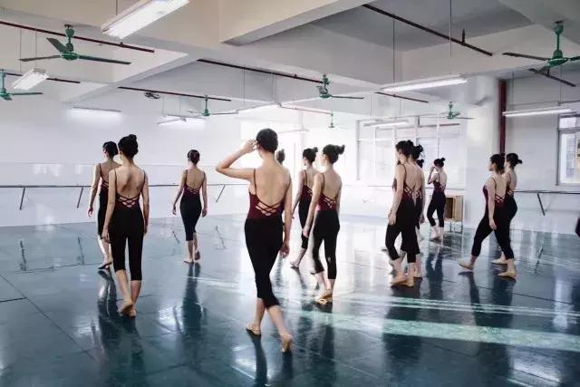 私立华联学院在全国的排名,私立华联学院是正规大学吗