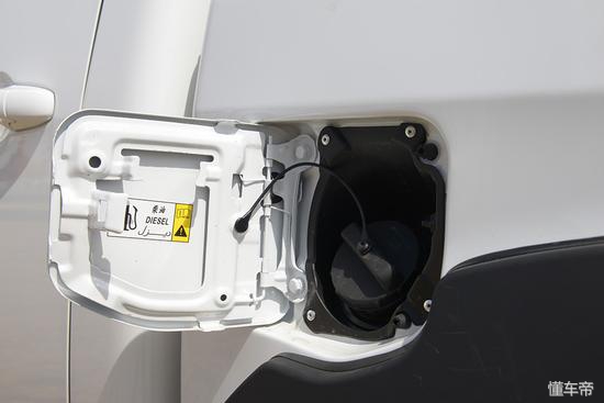 福田拓陆者e5可以装多少升的油,福田拓陆者e5柴油滤芯拆卸视频