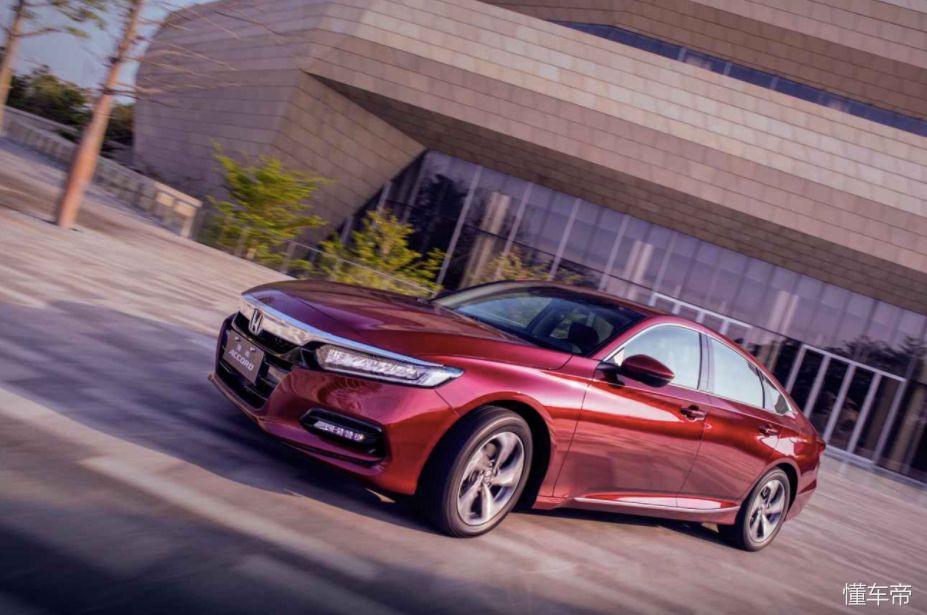 我们终将变得油腻而雅阁却越发年轻