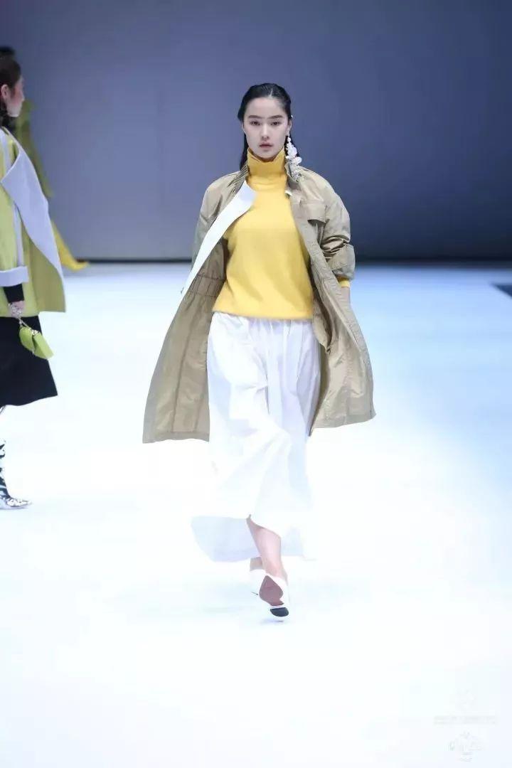 冷暖肤色服装搭配知识,服装搭配知识分享