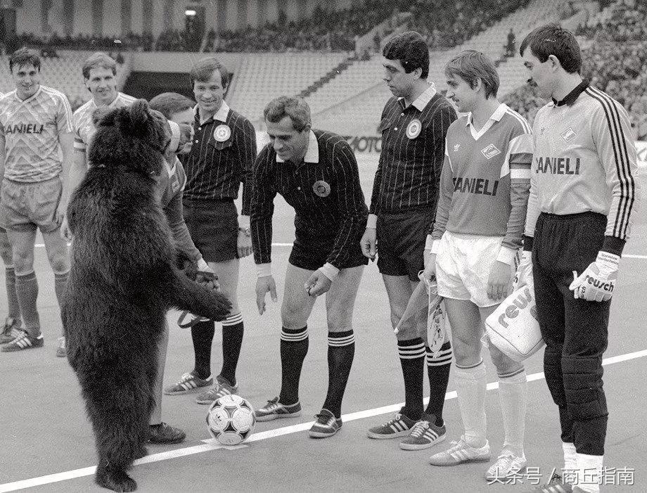 俄罗斯足球队比赛视频,俄罗斯足球队对阵日本队