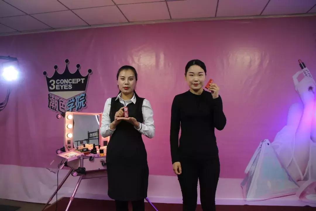 3ce丝滑细腻奶茶色,3ce新品春日氛围