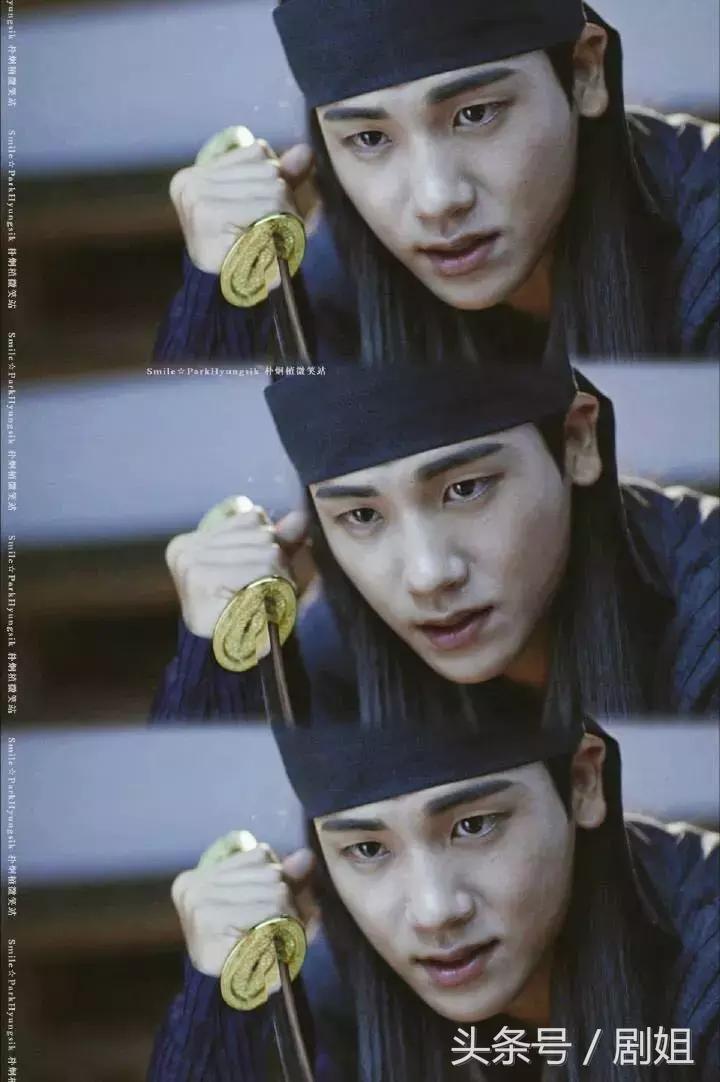 如今27岁却沦落成三线演员,18线演员能变成一线演员吗