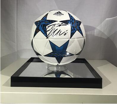 c罗签名拍卖,阿里公益拍1元直购