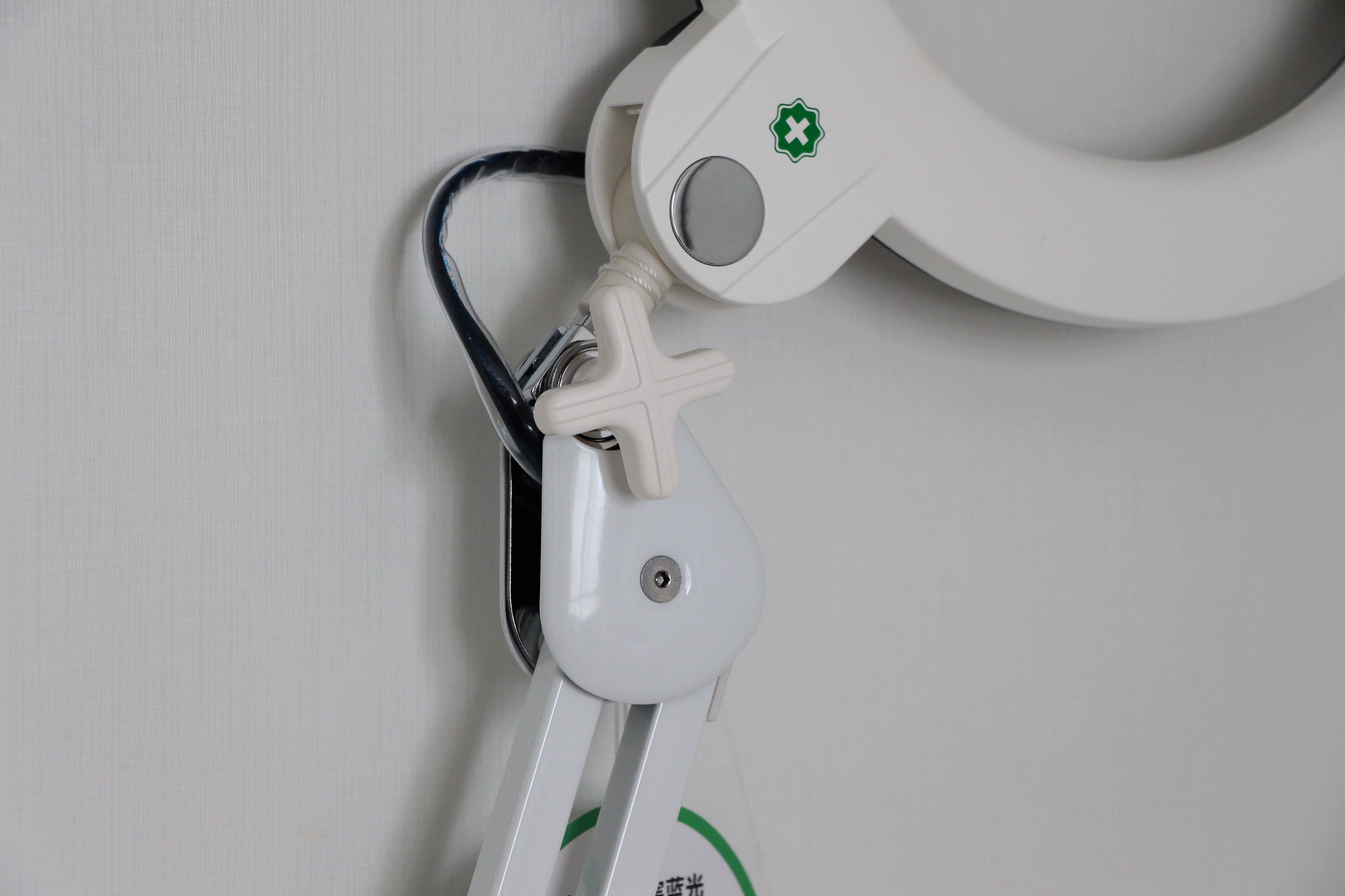 爱德华护眼灯灯泡效果好吗,爱德华医生护眼台灯非凡之光