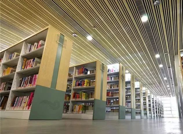 浙江图书馆怎么免费借书,24小时图书馆可以自助借书吗