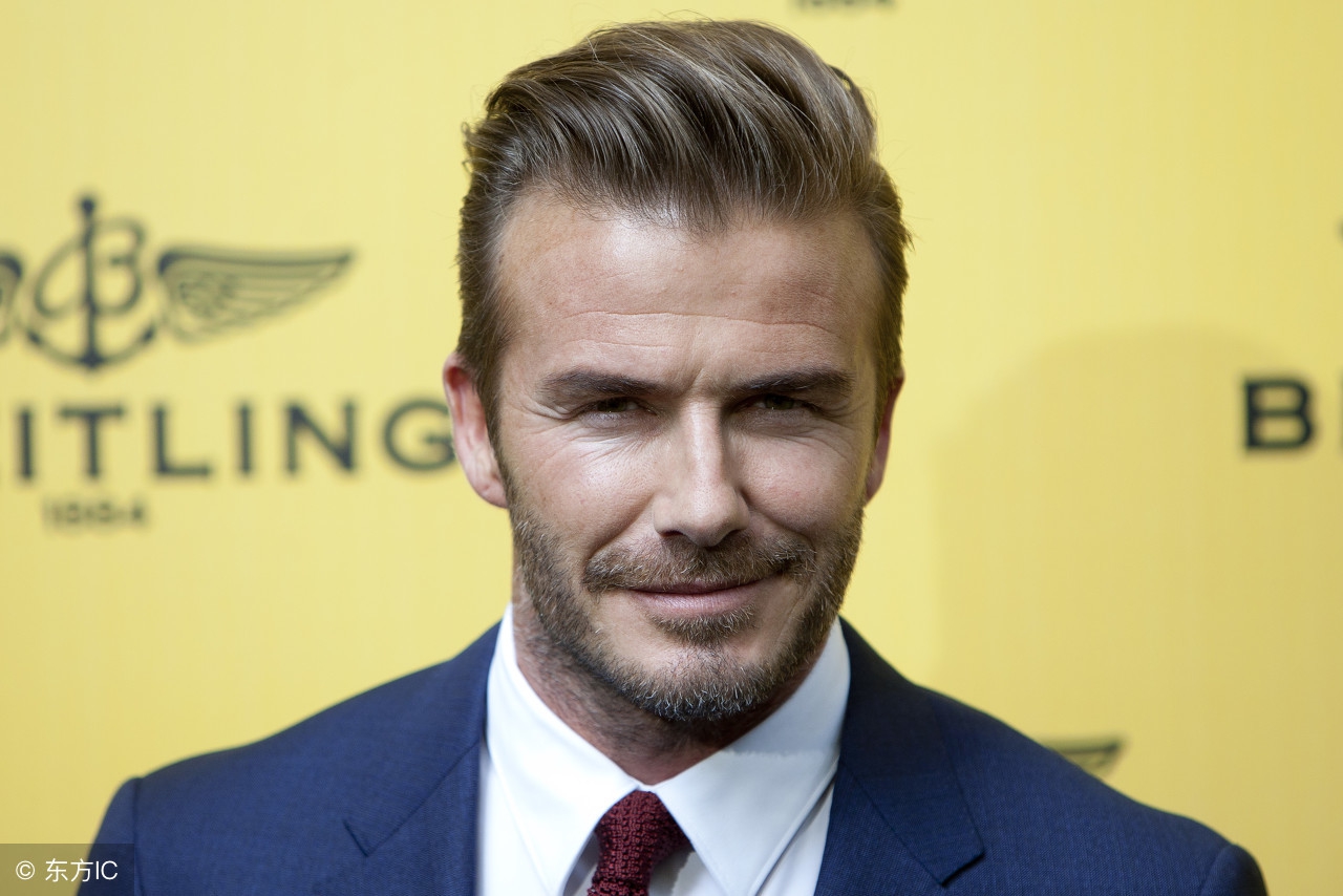 当今足坛世界第一左右脚,当今足坛哪位门将脚法最好