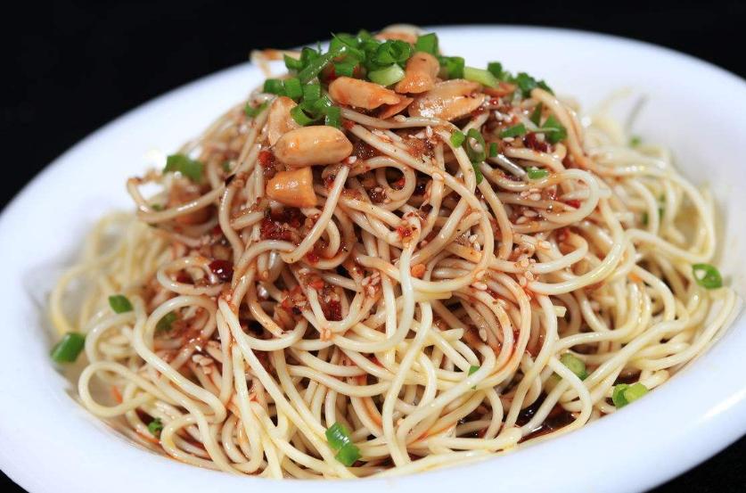 新川凉面酱料绝密配方,凉面的酱料如何调制才好吃