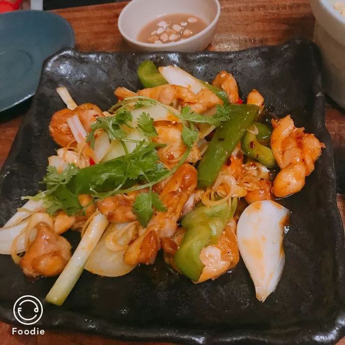 听湄公河的水潮声（未完，待续）