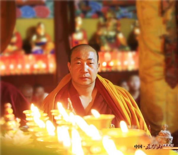 去五台山的人一定会遇到文殊菩萨,每个人都可以去五台山见文殊菩萨