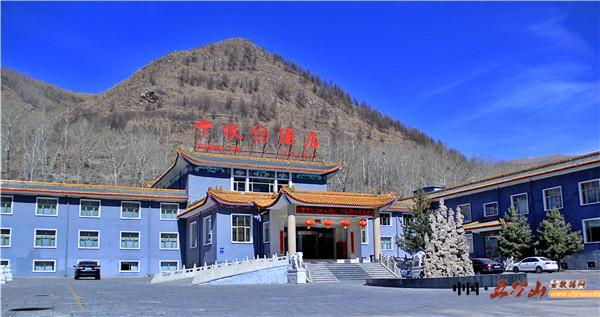 去五台山的人一定会遇到文殊菩萨,每个人都可以去五台山见文殊菩萨