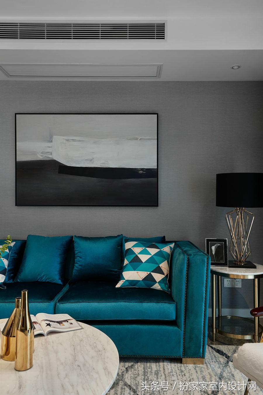 高贵优雅与神秘冷艳的醇透色泽结合，设计师创作出我的梦想之家！