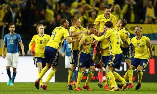 瑞典队主帅拒绝与埃里克森握手,瑞典国家队告别伊布