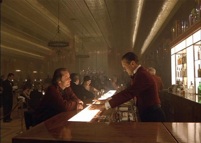 闪灵疑点,闪灵这个电影到底讲了什么