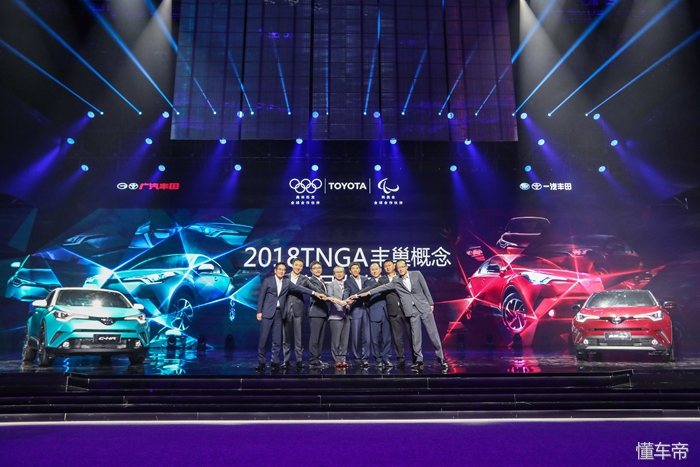 “丰巢概念”首款SUV颜·力来袭丰田再掀新风尚
