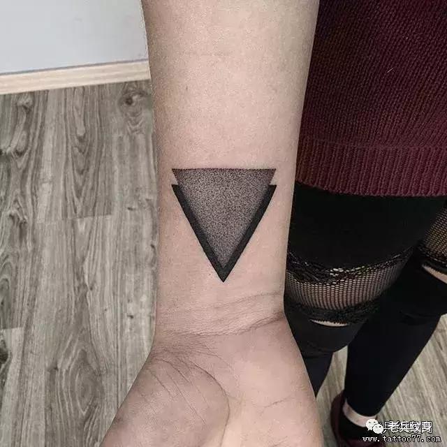 老兵上臂纹身大全,老兵刺青手指纹身图案