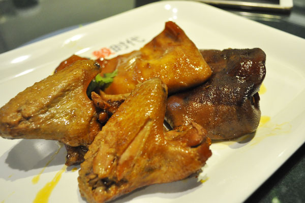 毅腾与沈阳球迷,毅腾球迷在秦皇岛