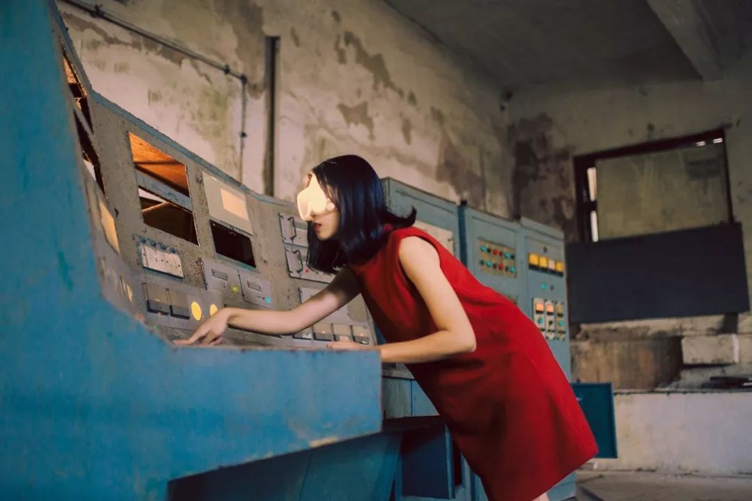 20岁玩摄影的人都混成什么样了,搞摄影的都是什么样的人