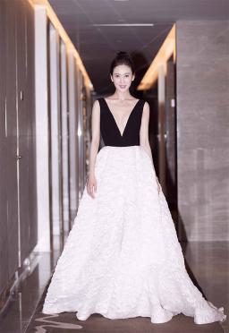 豫妃扮演者赵柯说话,如懿传小琵琶精遇到奚月