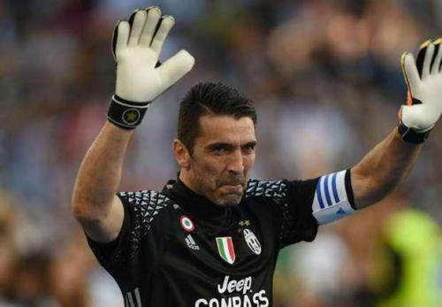 布冯参加22年世界杯预选赛了吗,布冯卡西利亚斯巴西世界杯