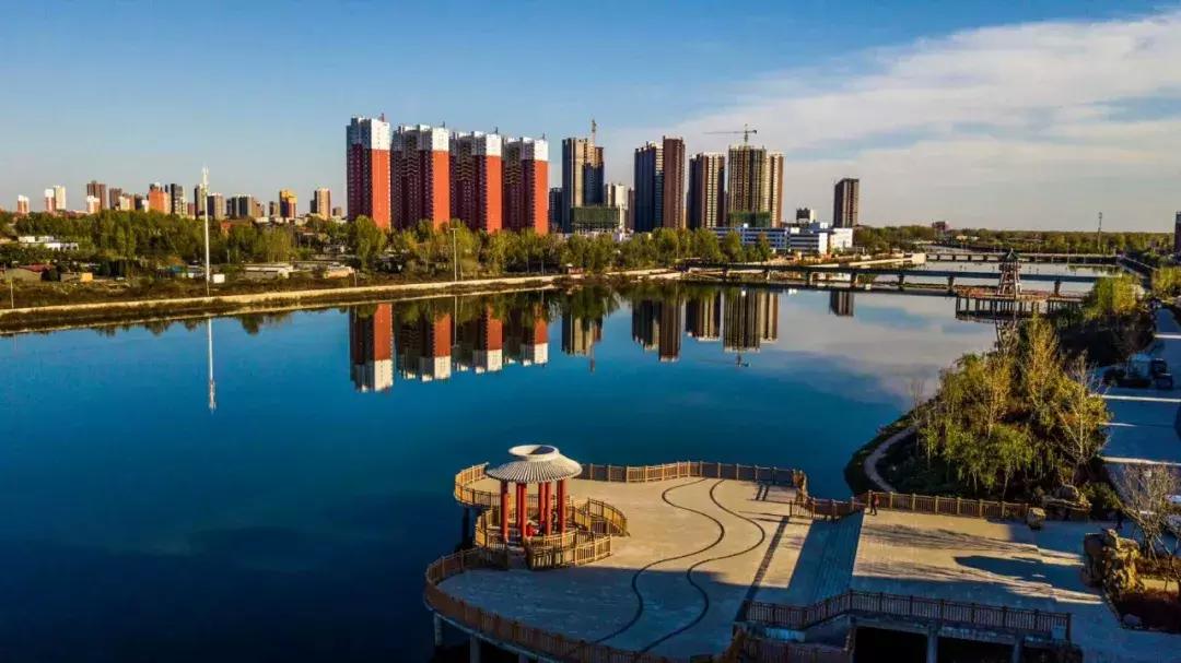 还出什么国？去了易县，等于去了全世界，不信你看！