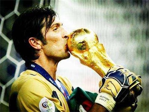 足球视频梅西c罗,足球大神梅西和c罗