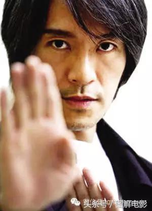 虽然得罪无数人，也不妨碍他从路人甲到影坛传奇