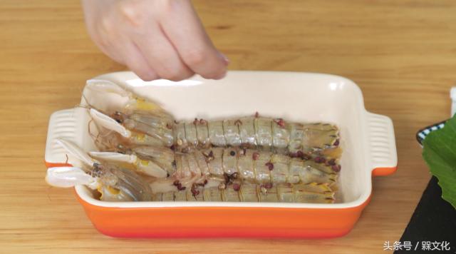 椒盐皮皮虾最简单的做法,椒盐皮皮虾最正宗的做法