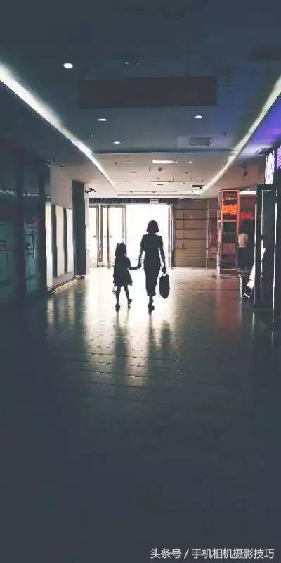 为什么我手机拍照老是改善画质,手机拍照放大就模糊