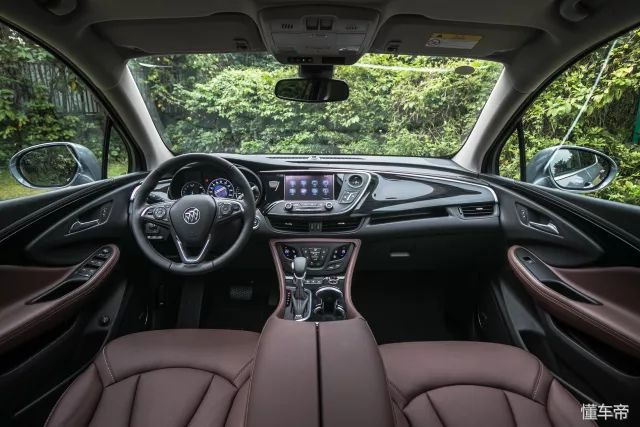 昂科威各有什么优缺点,昂科威哪一年更值得选