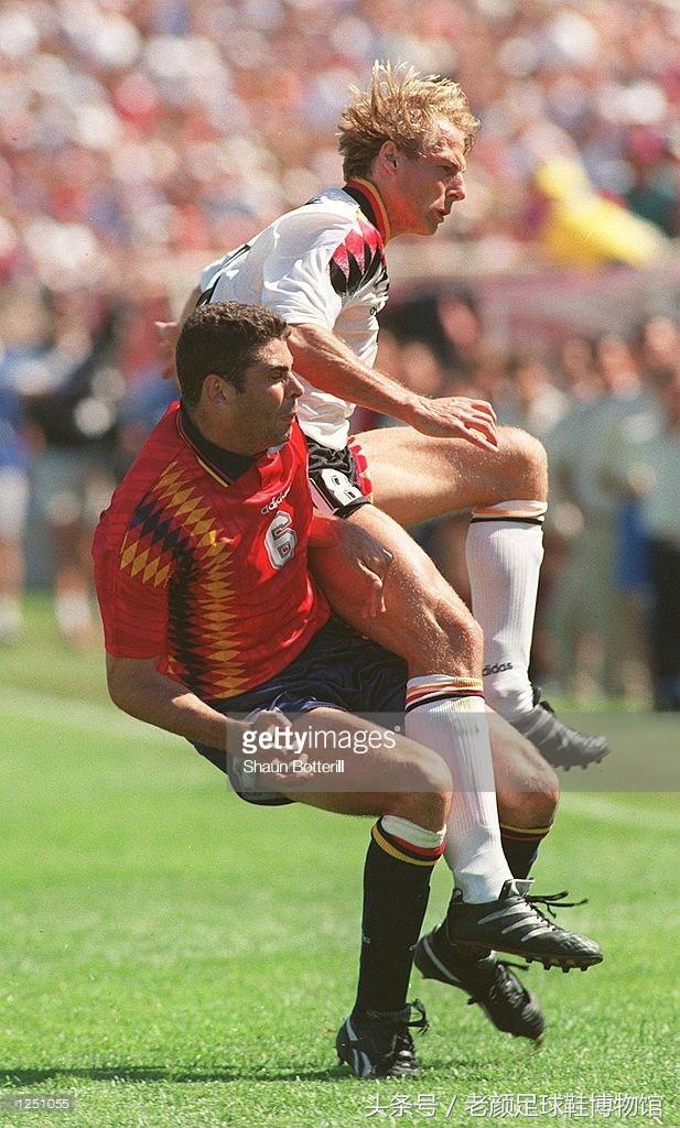 1994世界杯足球鞋回顾视频,2010世界杯足球鞋款式