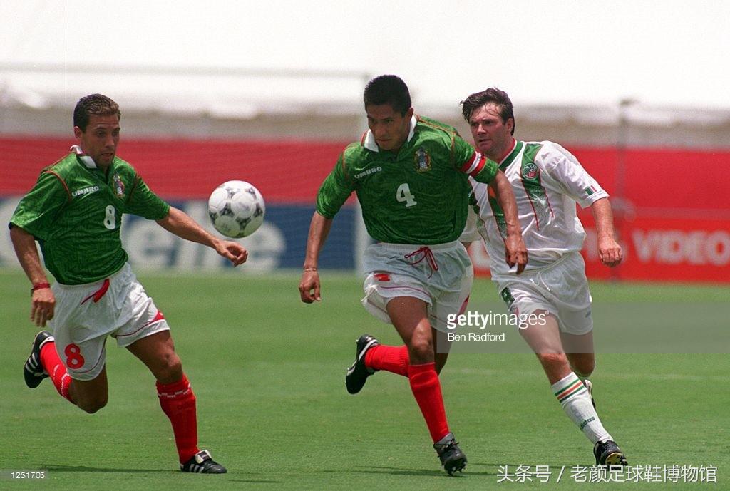 1970年世界杯足球鞋,2006世界杯猎鹰足球鞋