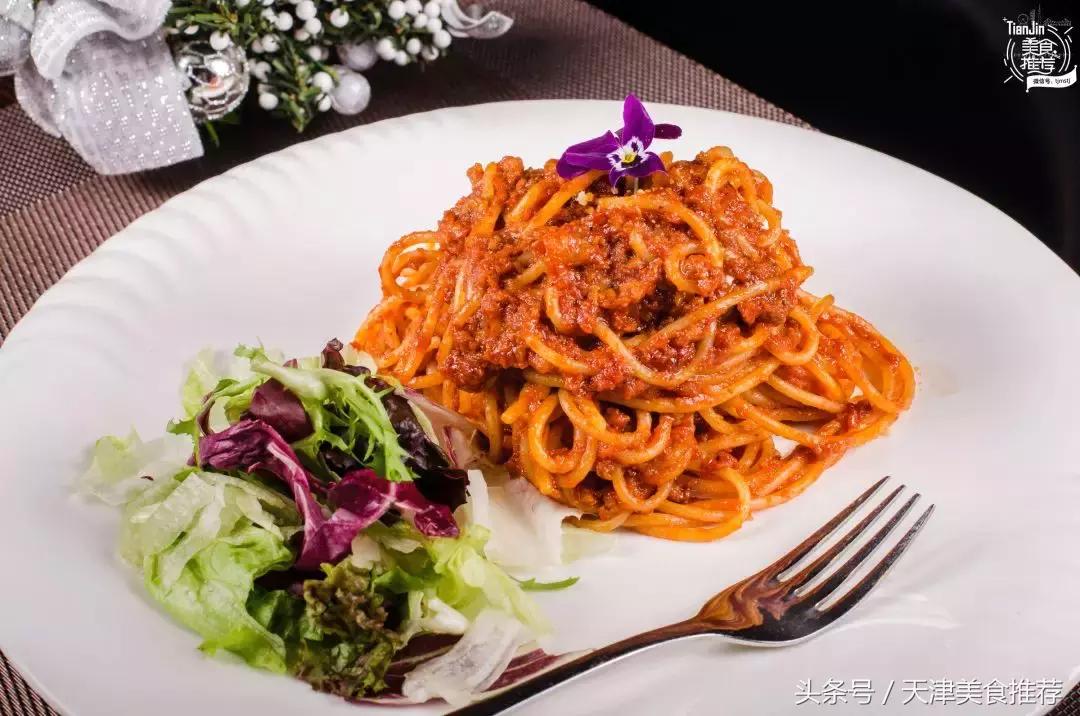河东万达藏着一家神秘的“网红店”，菜品均价不到30还都高颜值！