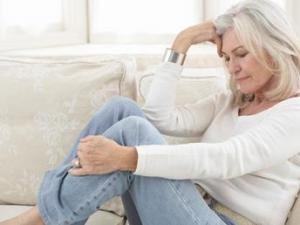 更年期胸闷、心慌、睡不着？艾灸解决是妙招！