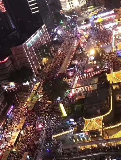 重庆旅游避开网红景点,重庆网红景点轻轨攻略