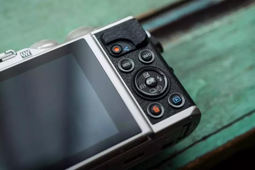 奥林巴斯epl9什么时候发布的,用颜值说话奥林巴斯e-pl9评测