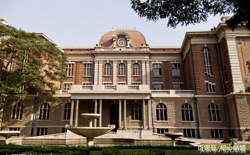 与霍元甲同城的天津外国语大学日语同声传译与日语口译比较