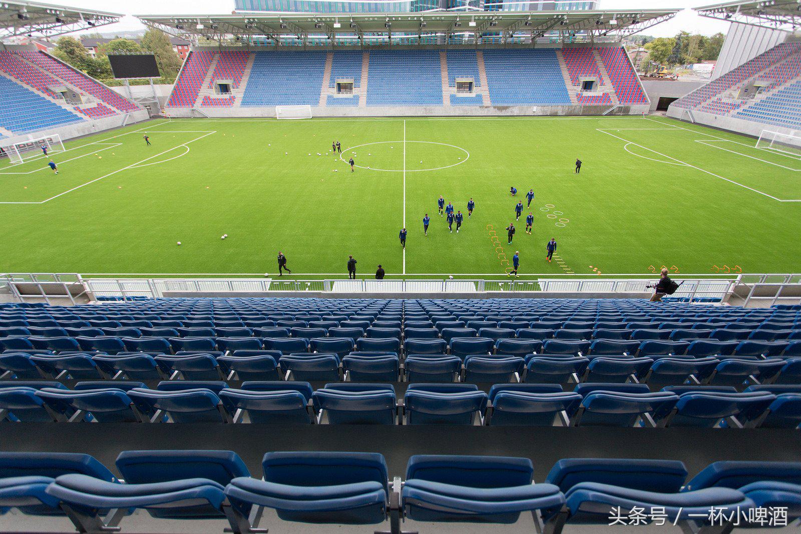 挪威绝美足球场,挪威诺夫顿岛球场