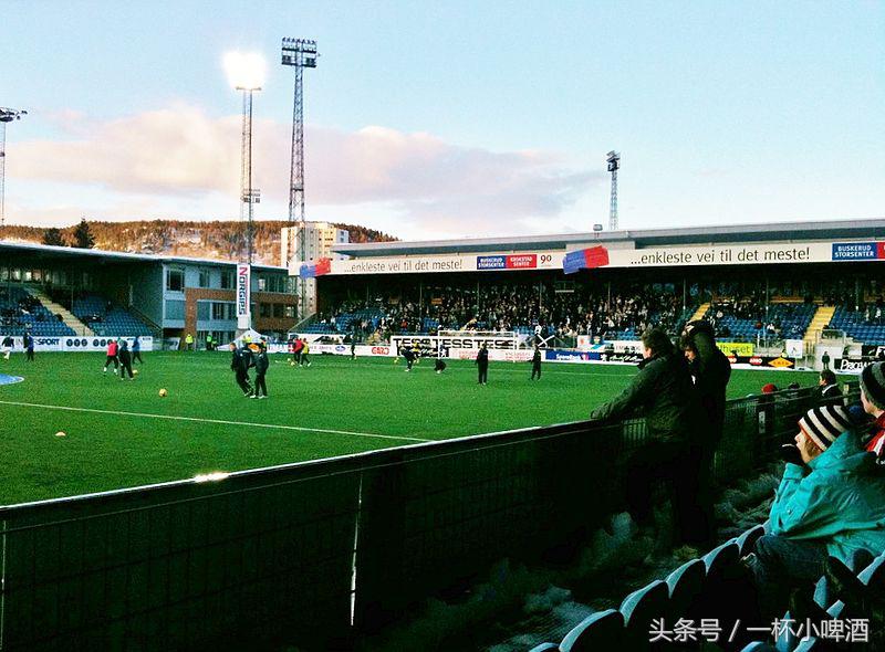 挪威绝美足球场,挪威诺夫顿岛球场