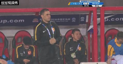 43岁中国足球少帅,45岁足球少帅