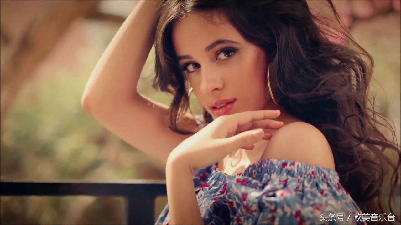 贾斯汀比伯歌曲favoritegirl,推荐贾斯汀比伯好听的歌曲top10