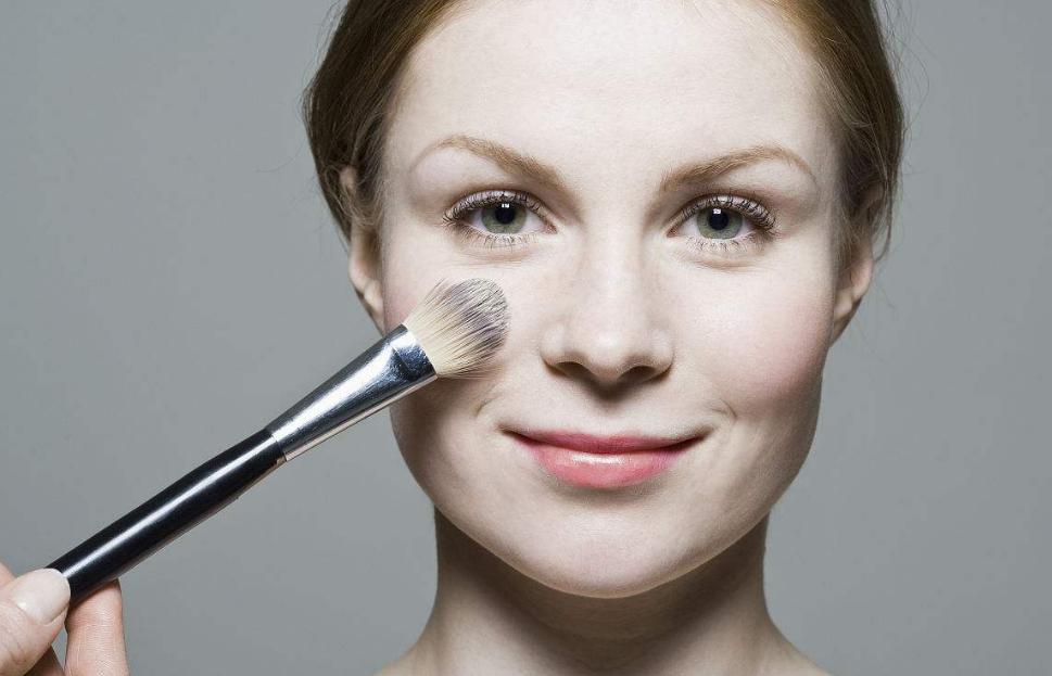 求夏日不脱妆秘诀,夏日不脱妆秘诀干皮