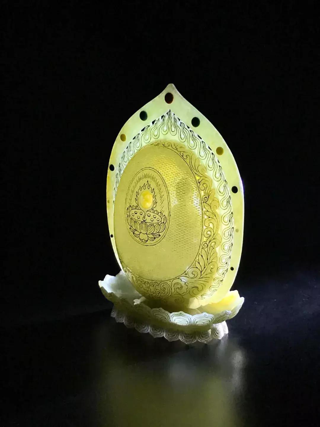 杨根连玉雕作品墨玉关公 (杨根连玉雕葫芦)