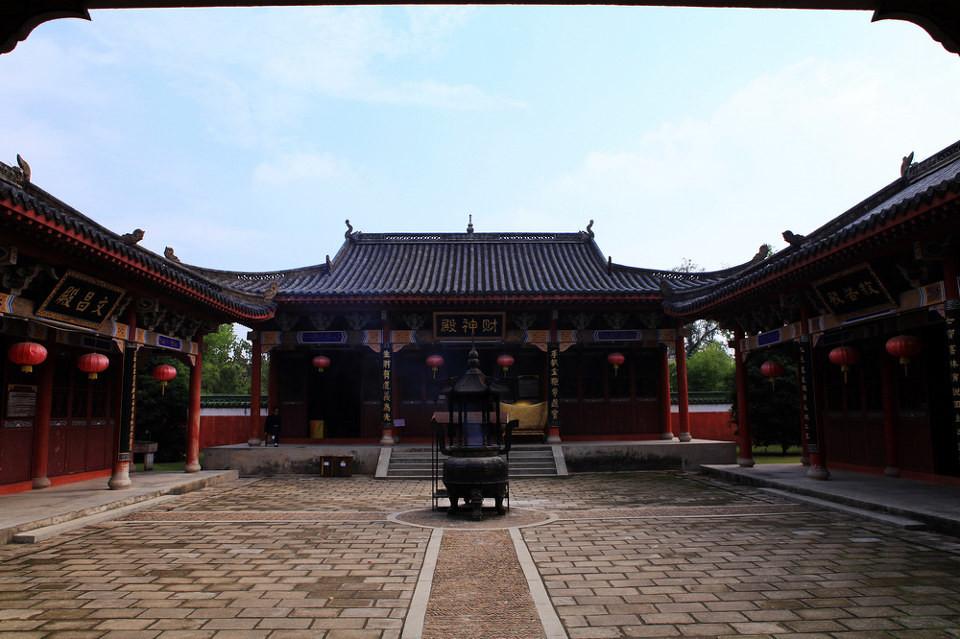 江西鹰潭龙虎山5星景区,江西省十大旅游景点龙虎山