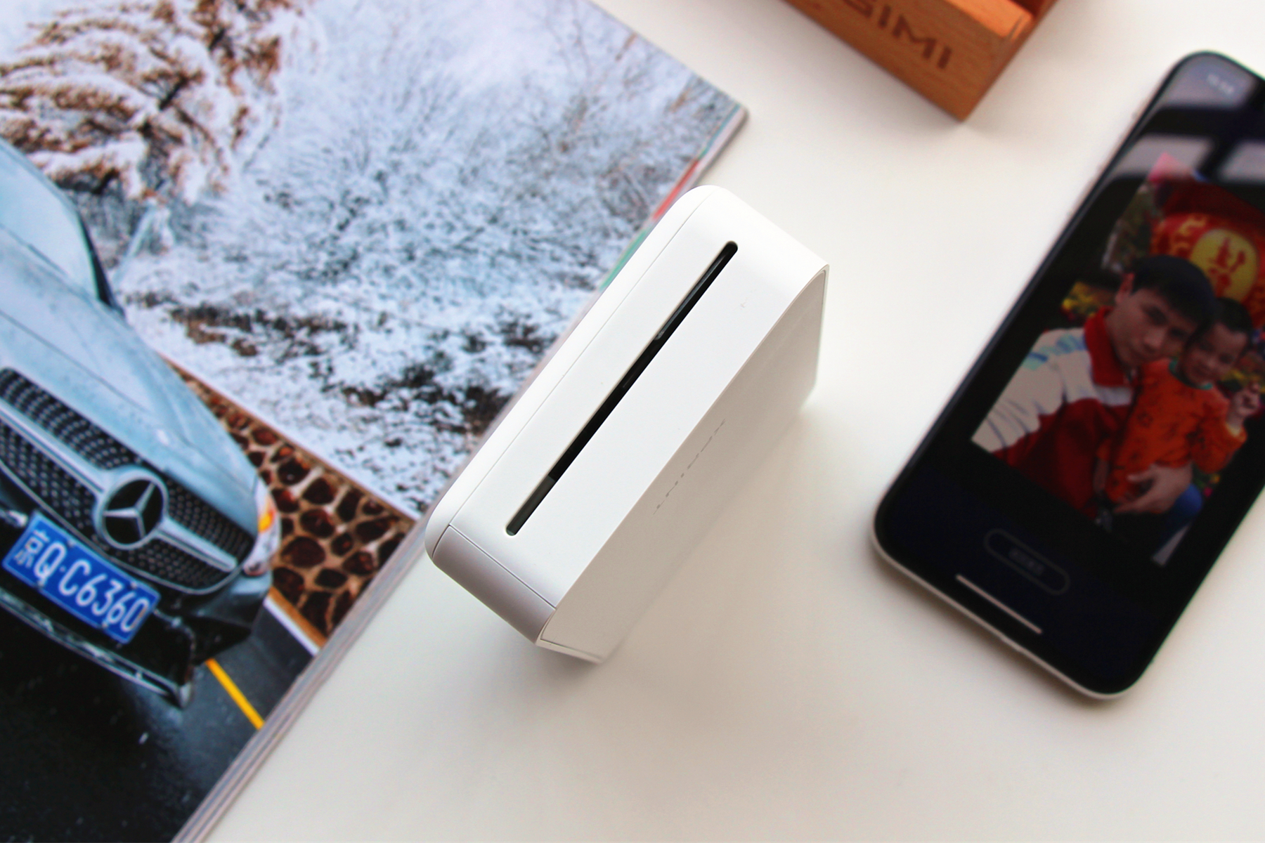 用照片纪念成长难忘时刻，极印手机照片打印机评测