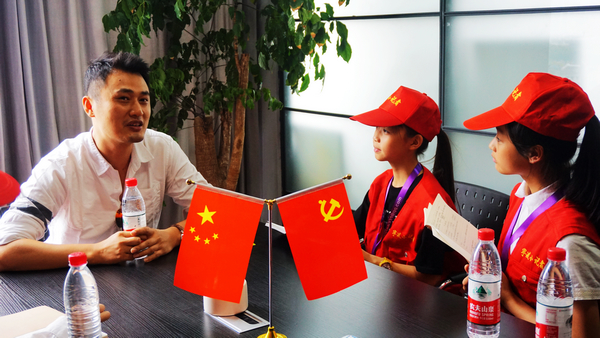 漫画历史陈磊视频,二混子漫画家陈磊