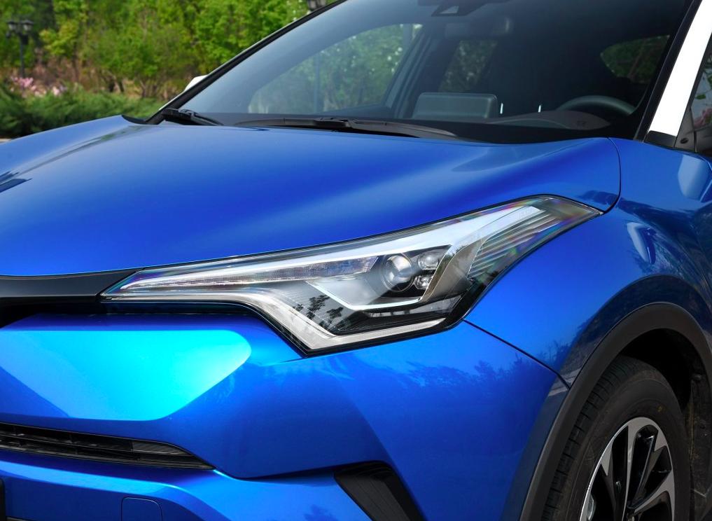 奕泽izoa这款车表现如何,一汽丰田奕泽izoa真的值得购买吗